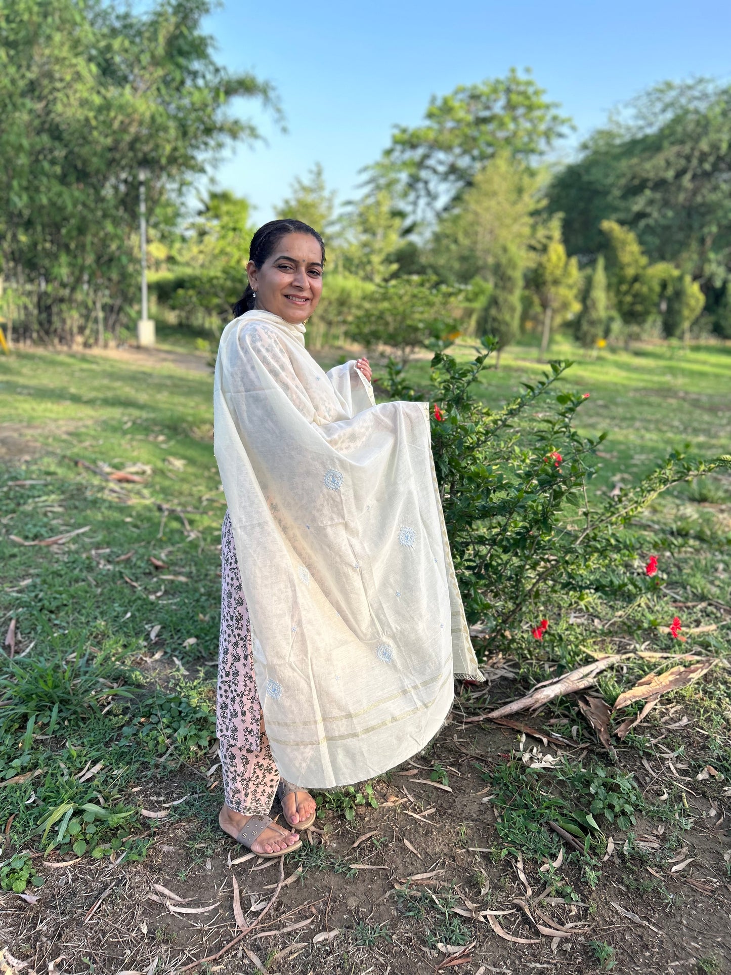 Off White Chanderi Chikankari Dupatta