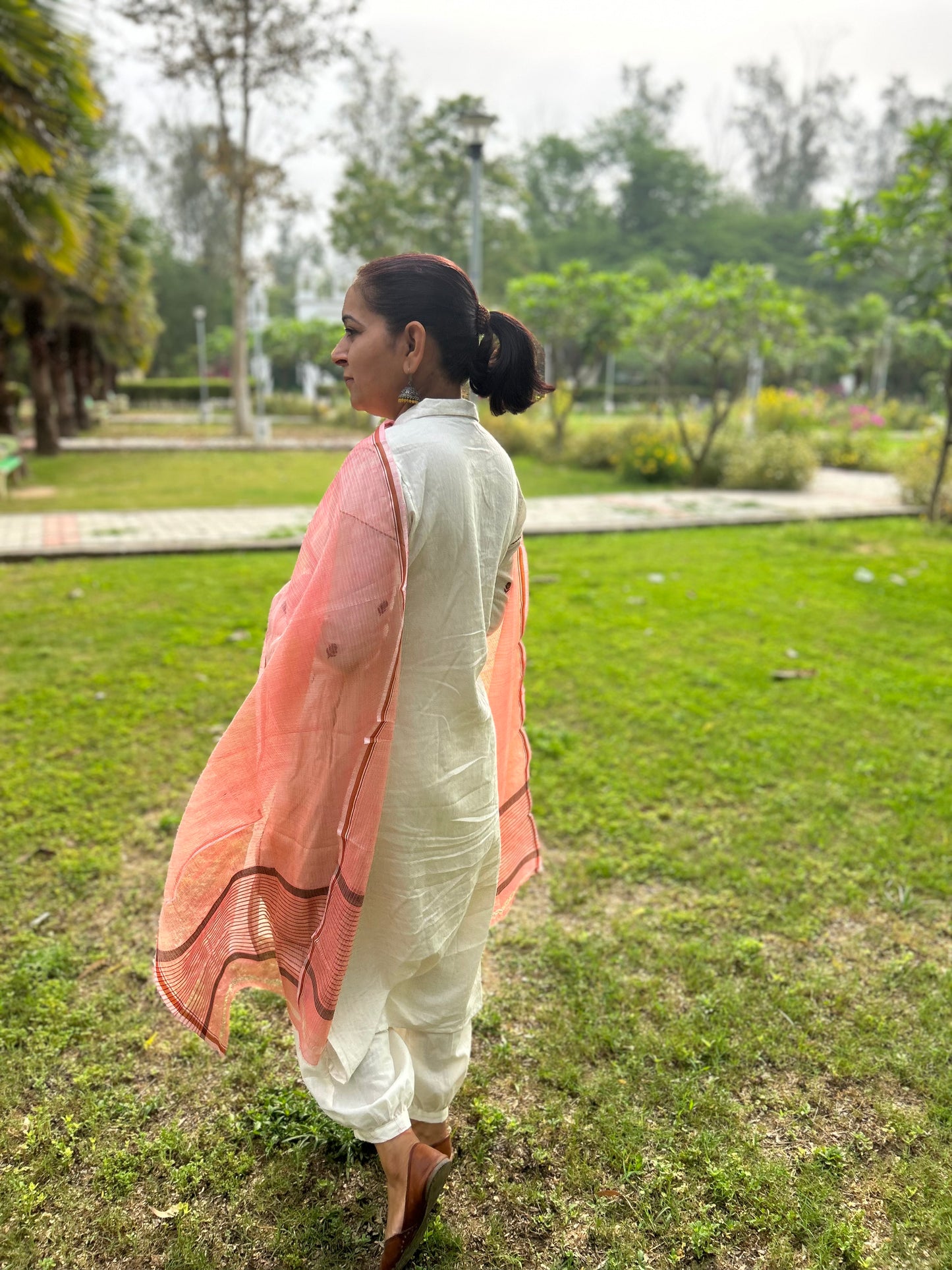 Pink Hand Woven Kota Doria Stole