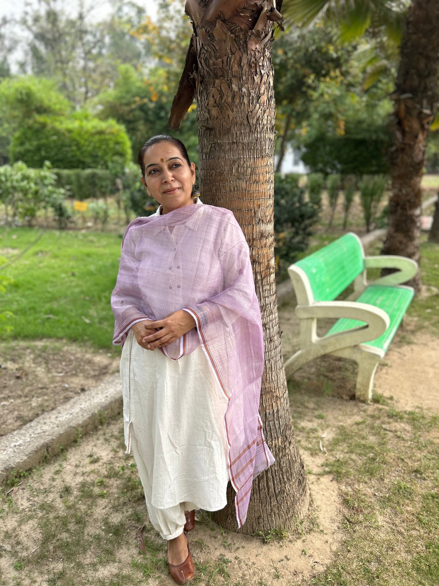 Mauve Hand Woven Kota Doria Stole