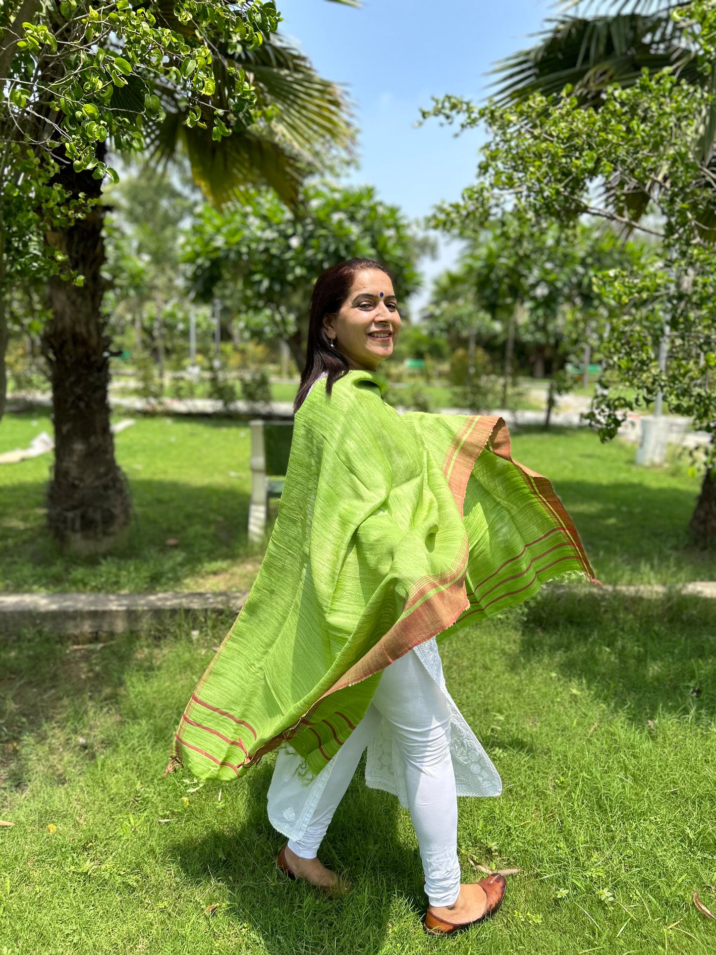 Parrot Green Hand Woven Ghicha Silk Dupatta