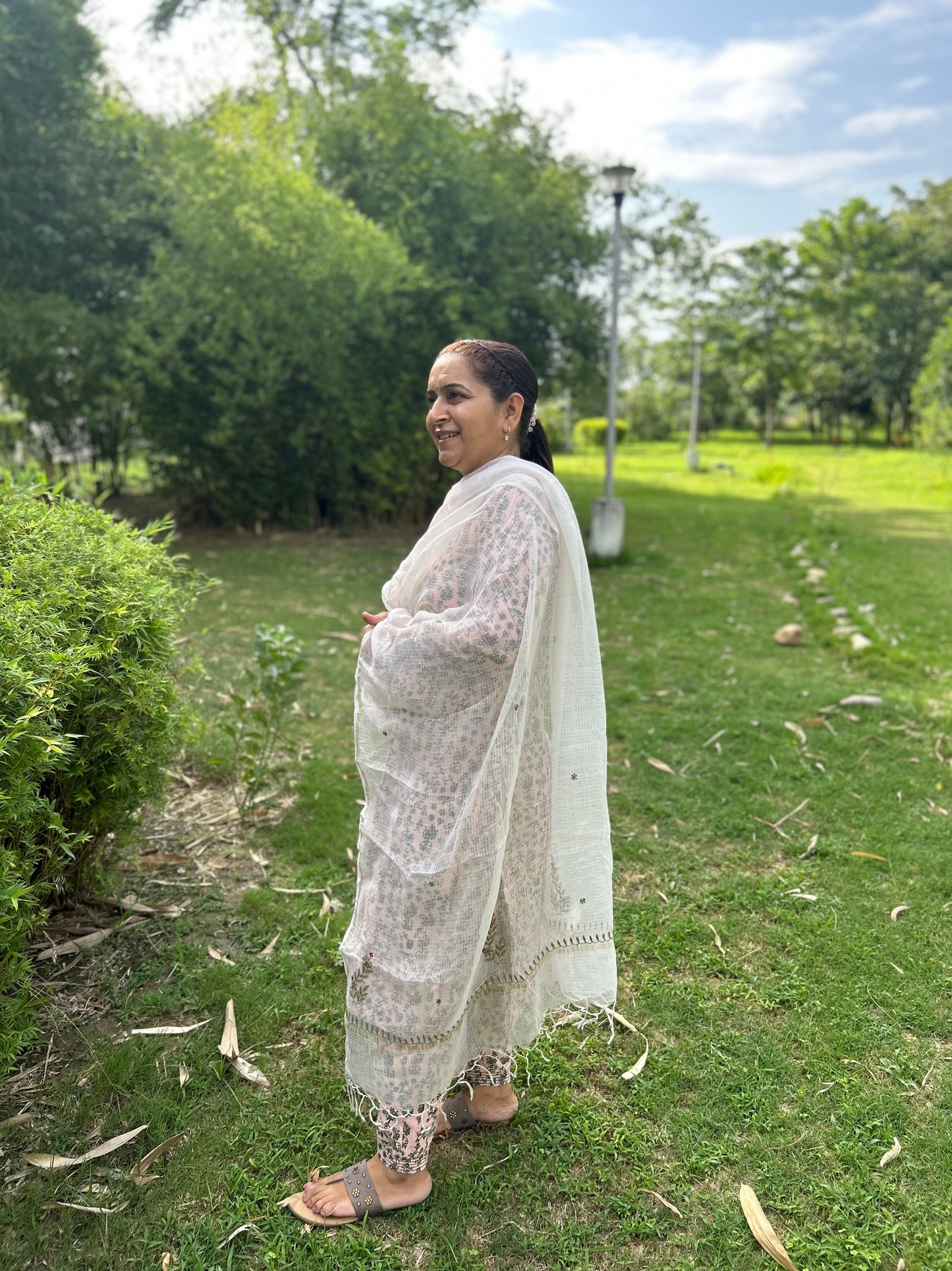 Off White Kota Doria Chikankari Dupatta