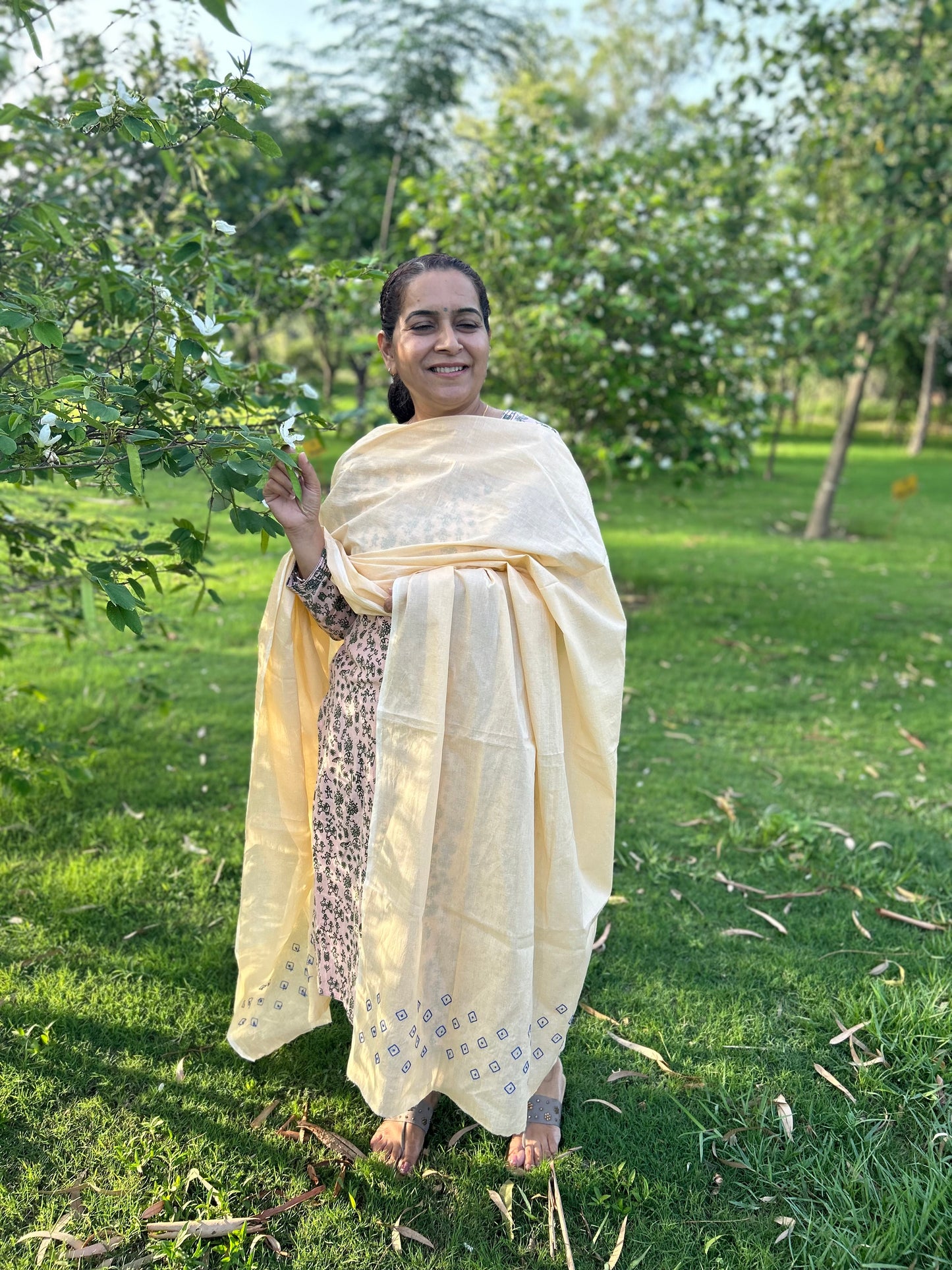 Off White Cotton Voile Chikankari Dupatta