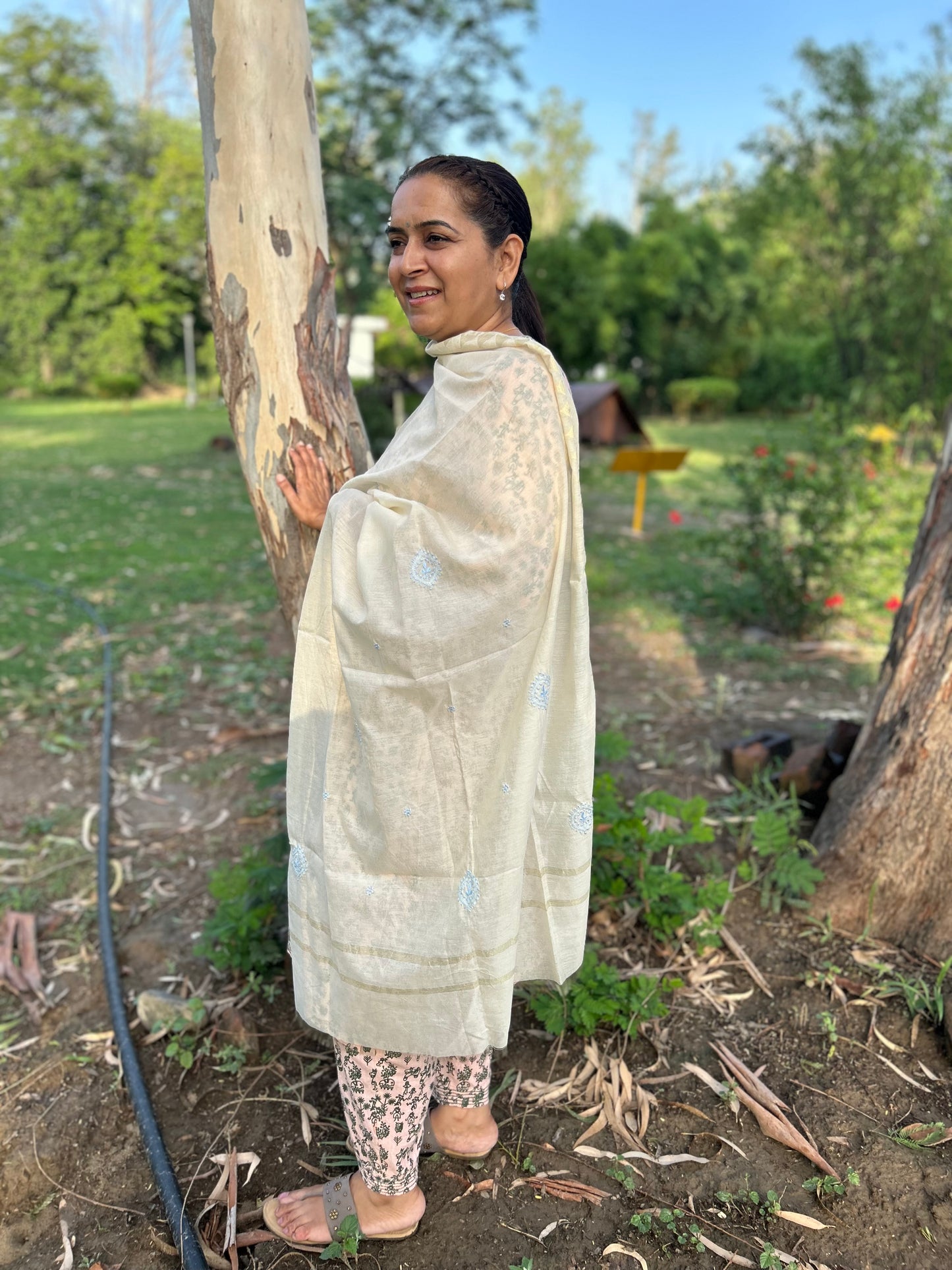 Off White Chanderi Chikankari Dupatta