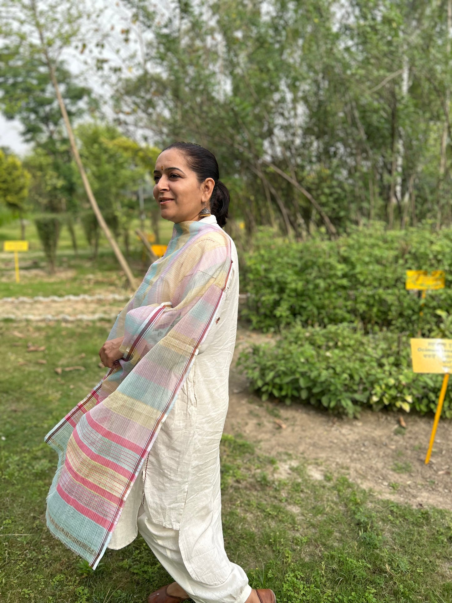 Multi Color Hand Woven Kota Doria Stole