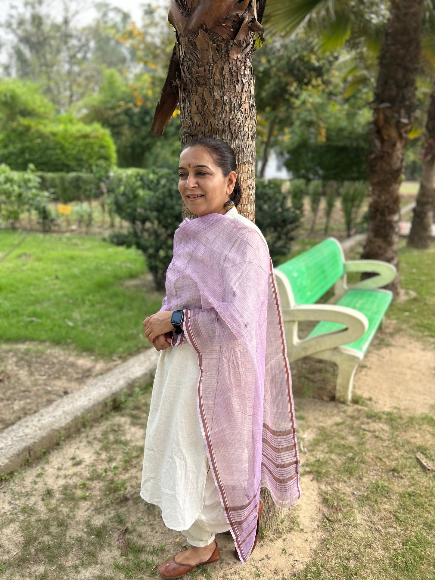 Mauve Hand Woven Kota Doria Stole