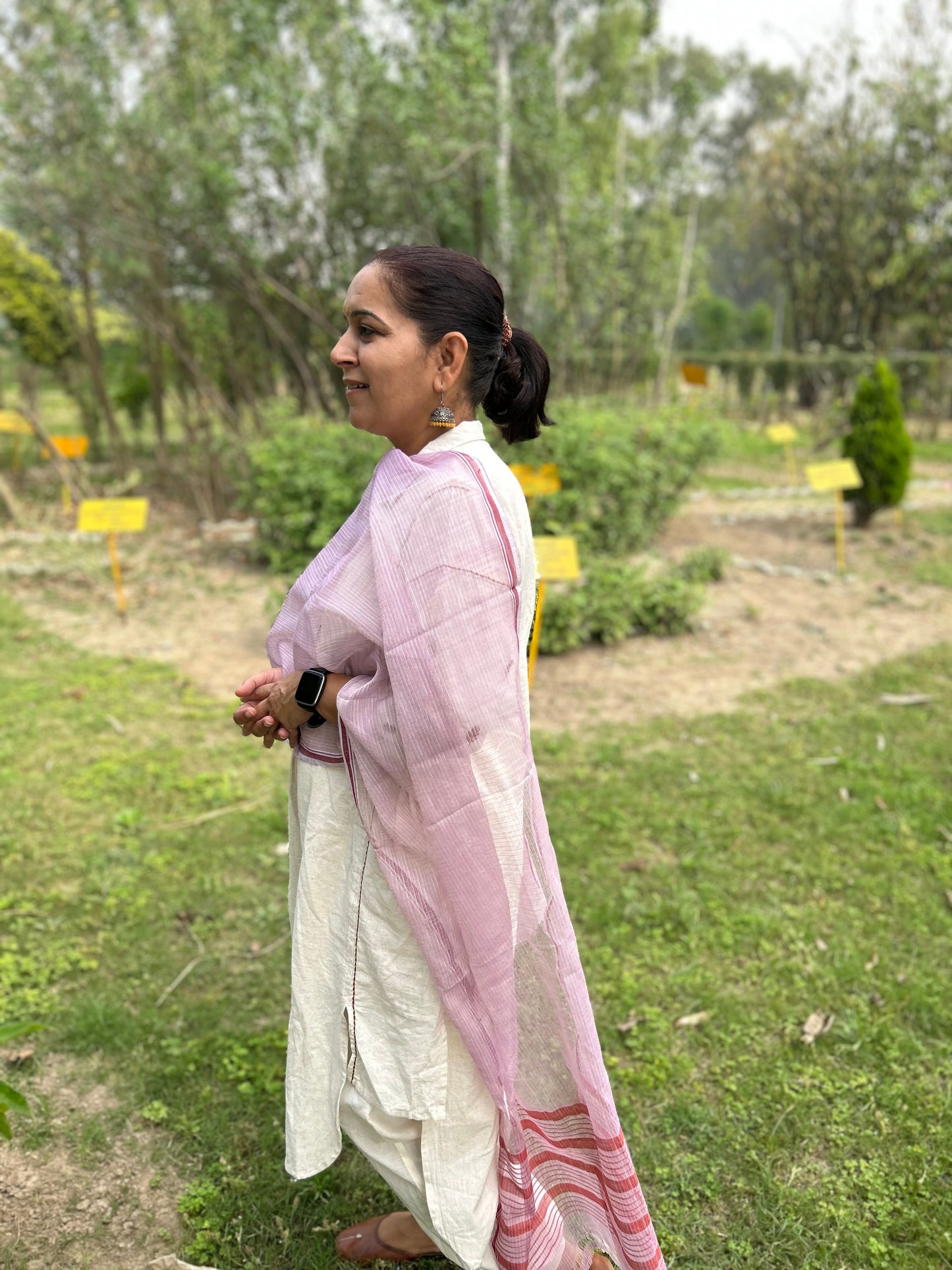 Peach Hand Woven Kota Doria Stole