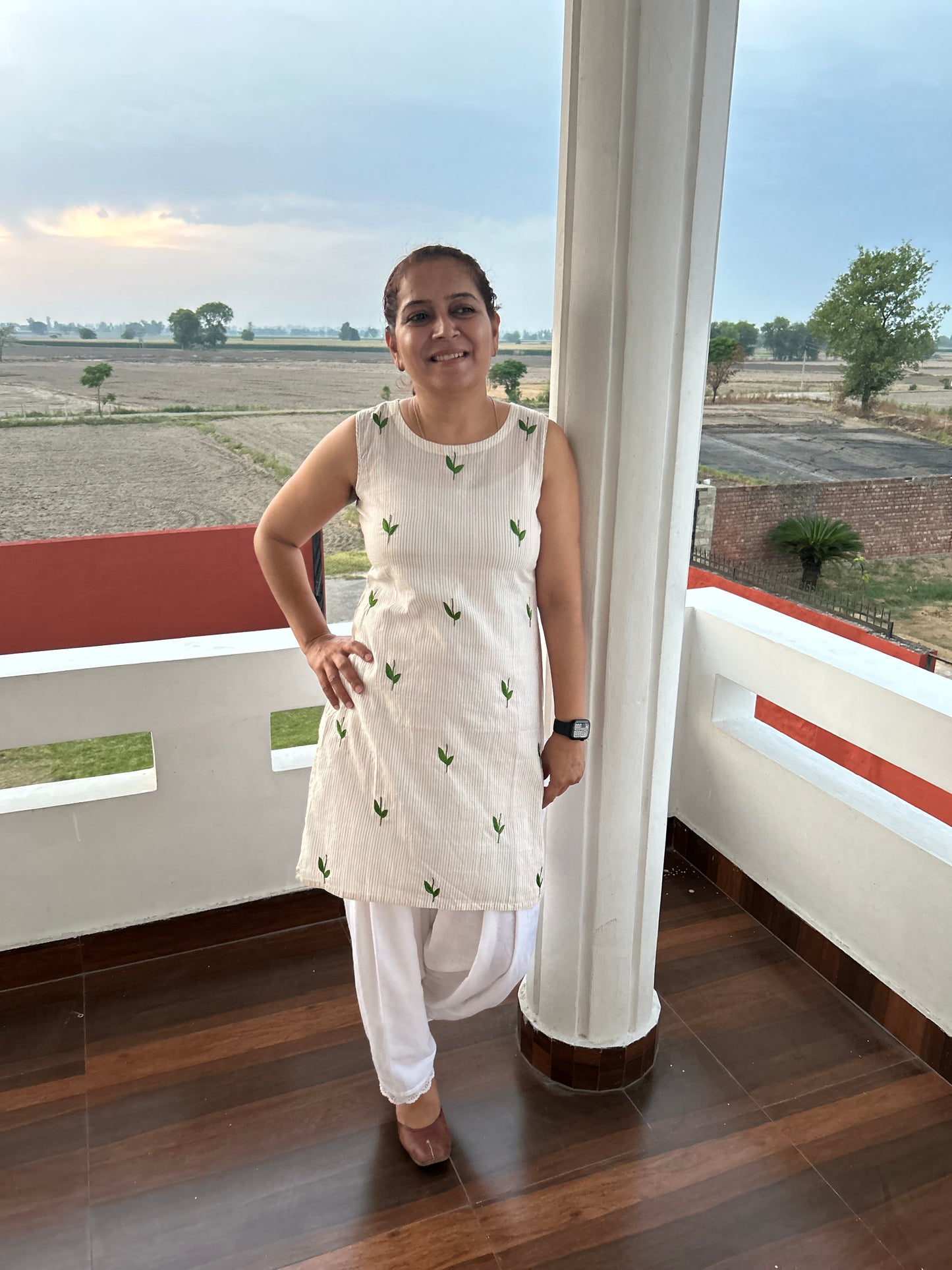 White Cotton Hand Embroidered Kurti