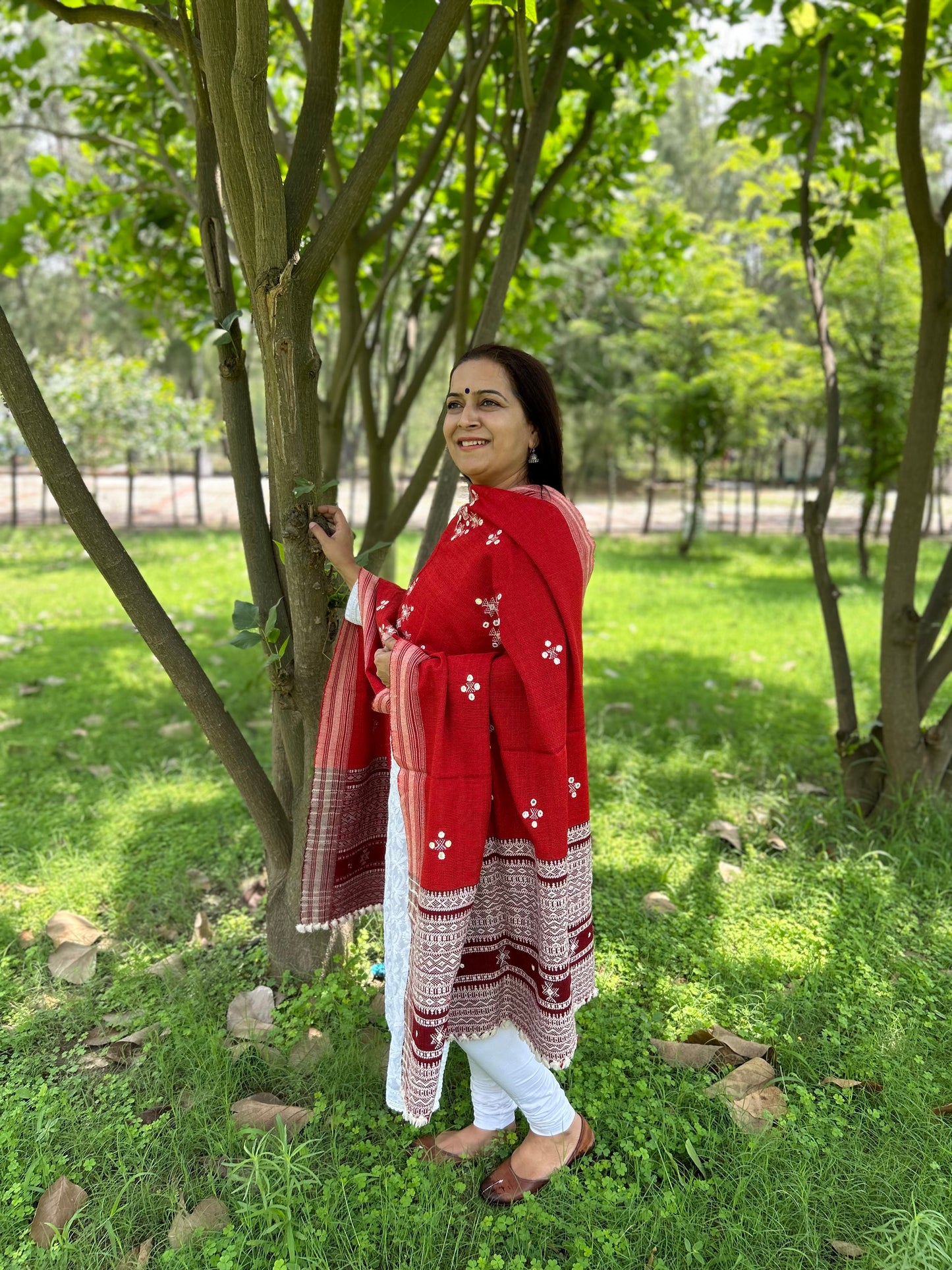 Red Woolen Bhujodi Shawl